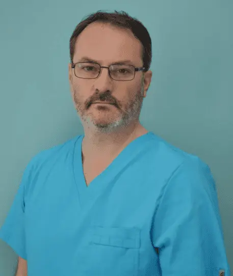 Specijalista oralne hirurgije i implantologije – Mr sci. dr Bojan R. Jelić