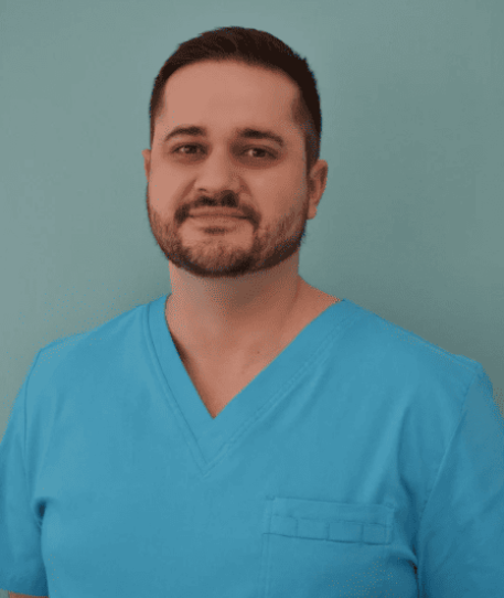 Portret dr Željka Bozala, doktora stomatologije