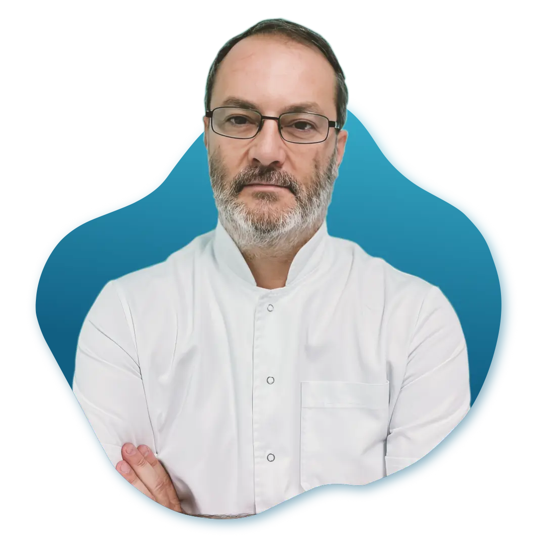 Glavni stomatolog dr Bojan Jelić, osnivač i vlasnik stomatološke klinike.